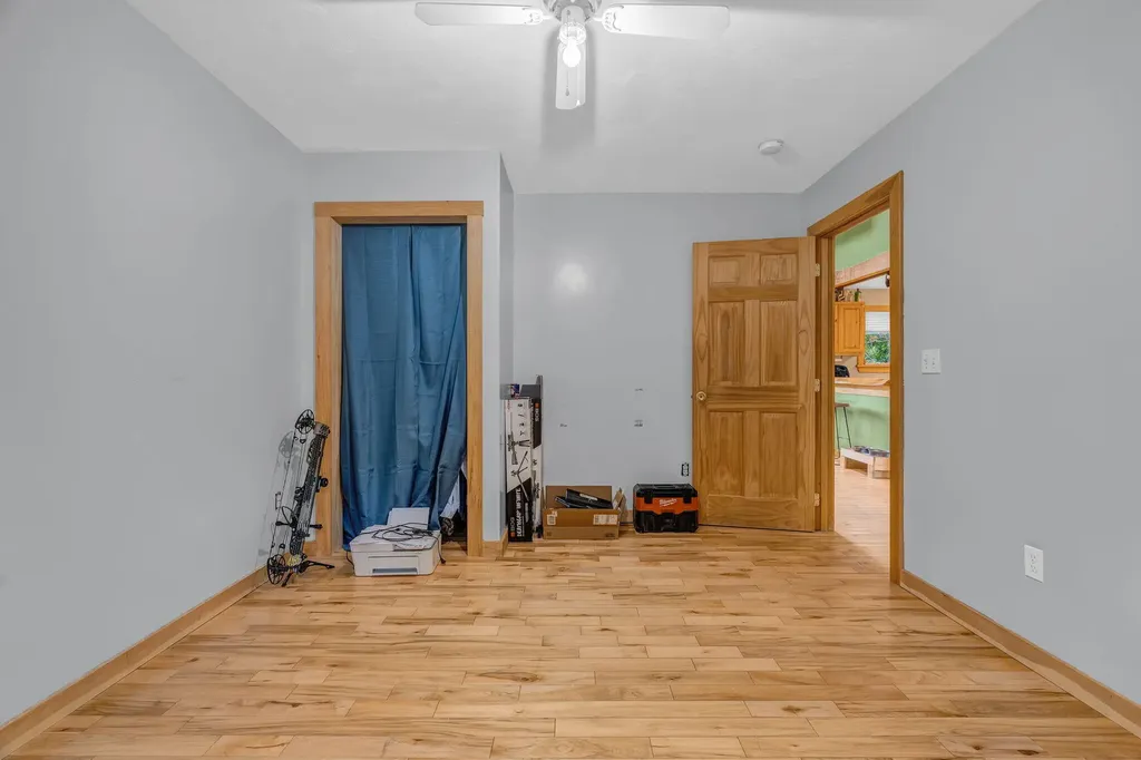 154 Daves Way Dresden ME 04342