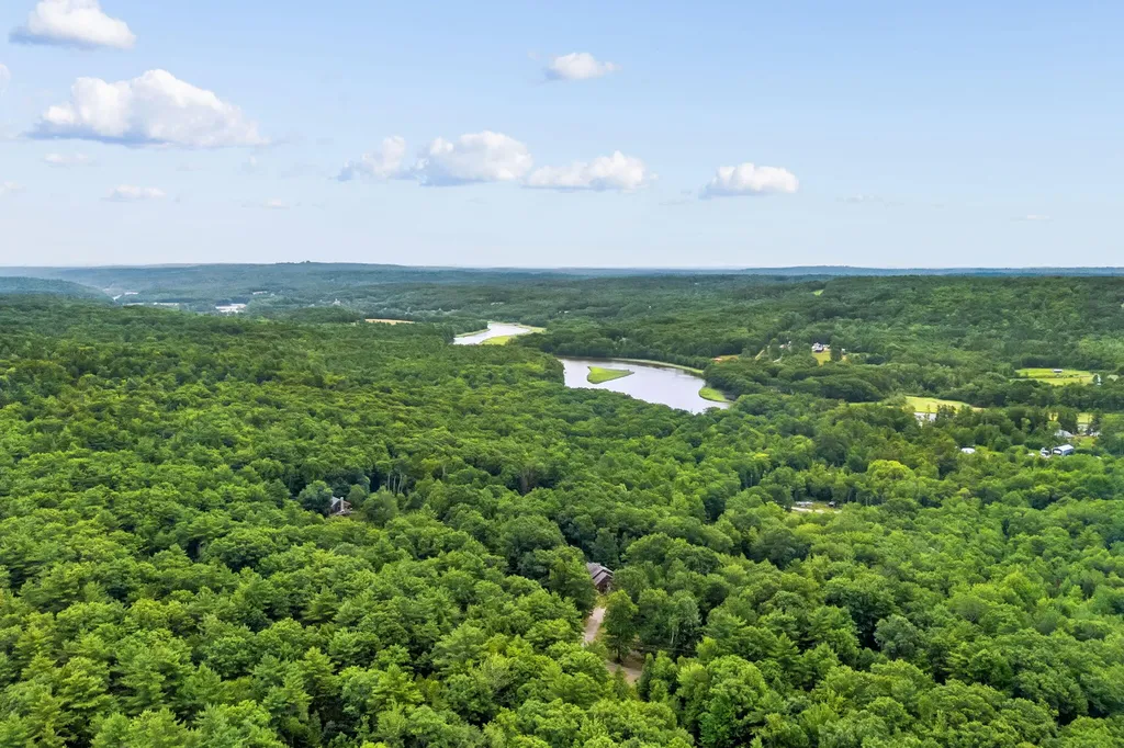 154 Daves Way Dresden ME 04342