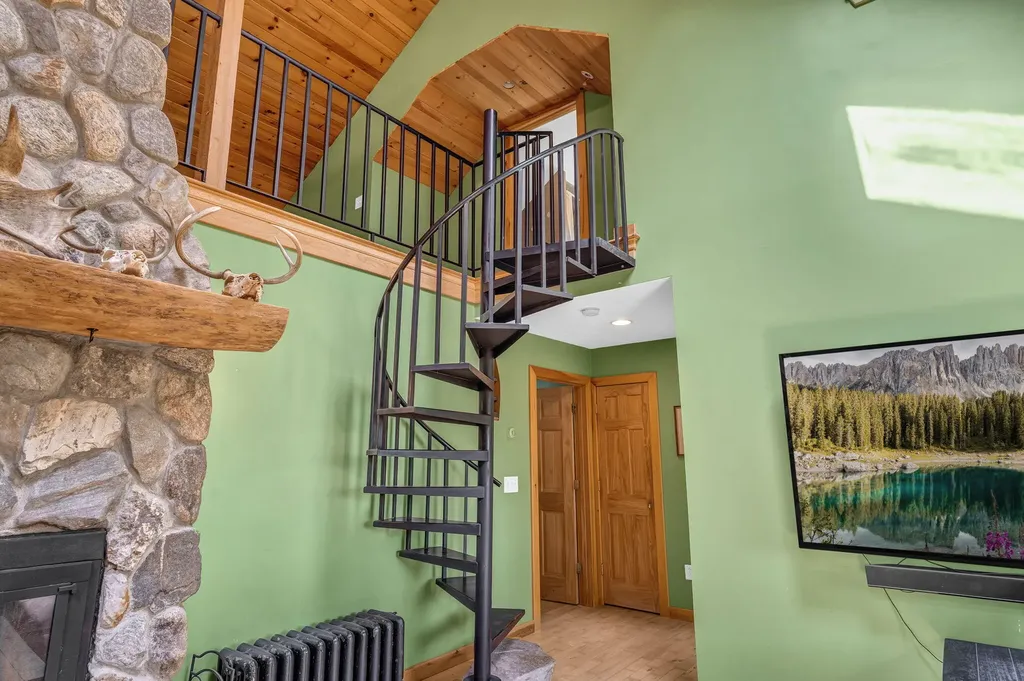 154 Daves Way Dresden ME 04342
