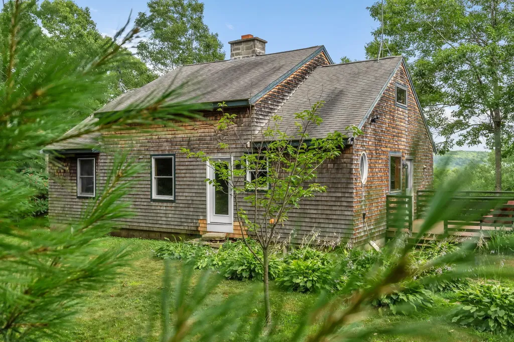 154 Daves Way Dresden ME 04342