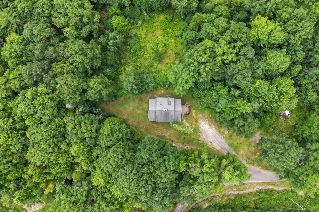 154 Daves Way Dresden ME 04342