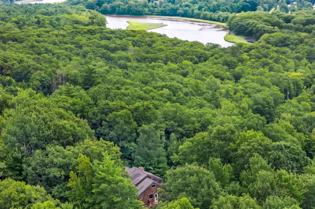 154 Daves Way Dresden ME 04342