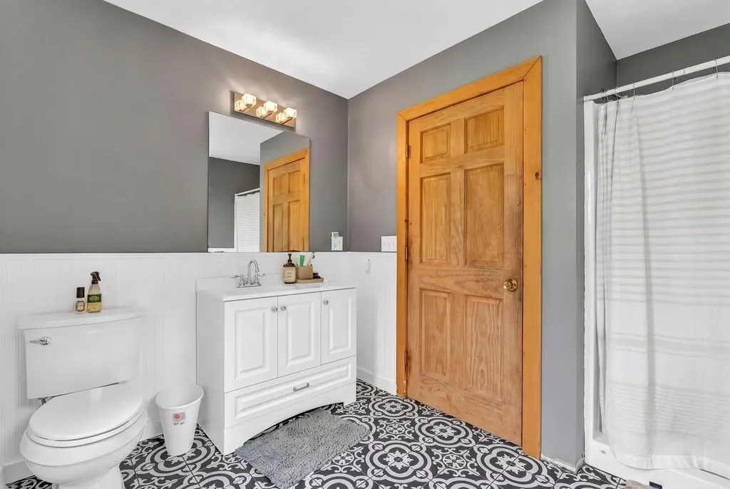 154 Daves Way Dresden ME 04342