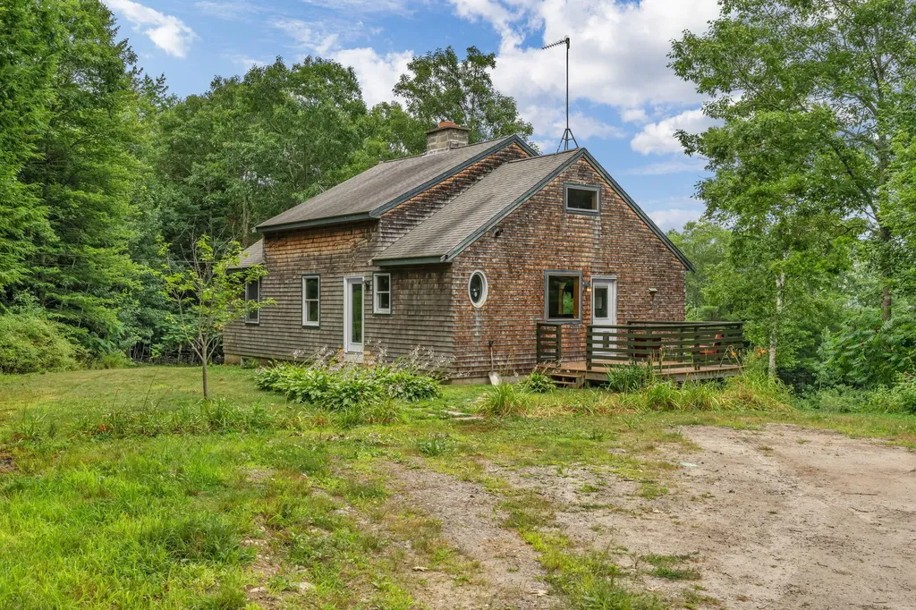 154 Daves Way Dresden ME 04342
