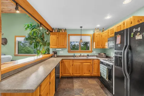154 Daves Way Dresden ME 04342