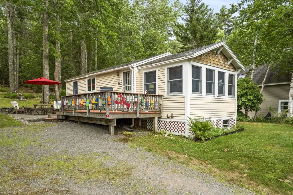 154 Indian Rest Road Harpswell ME 04079