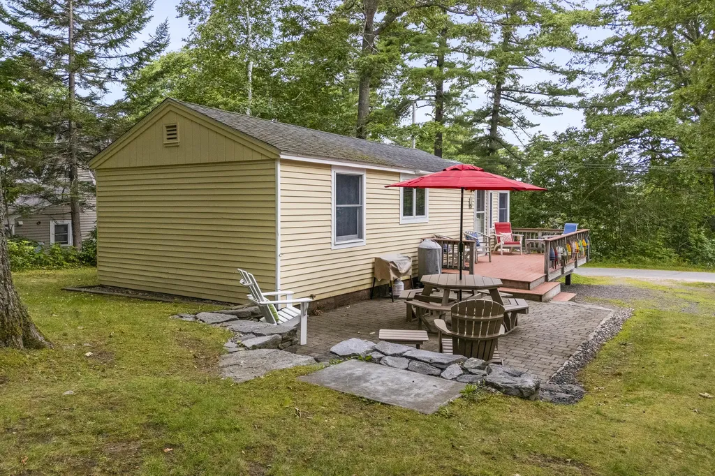 154 Indian Rest Road Harpswell ME 04079