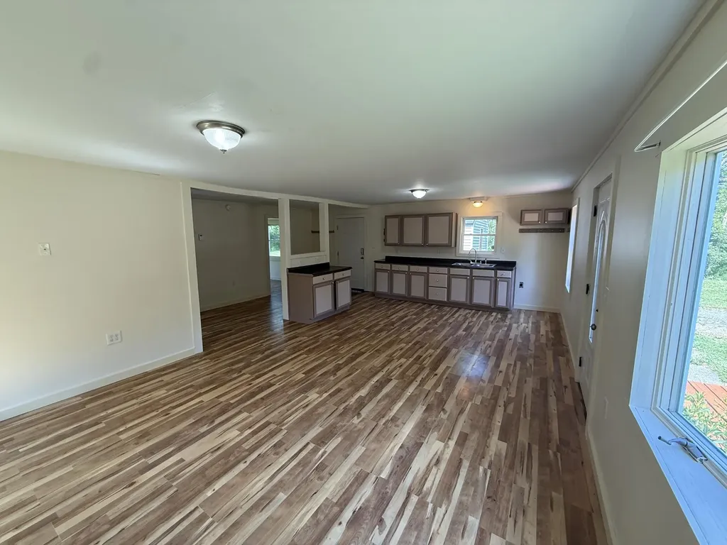 447 S Shore Drive Owls Head ME 04854