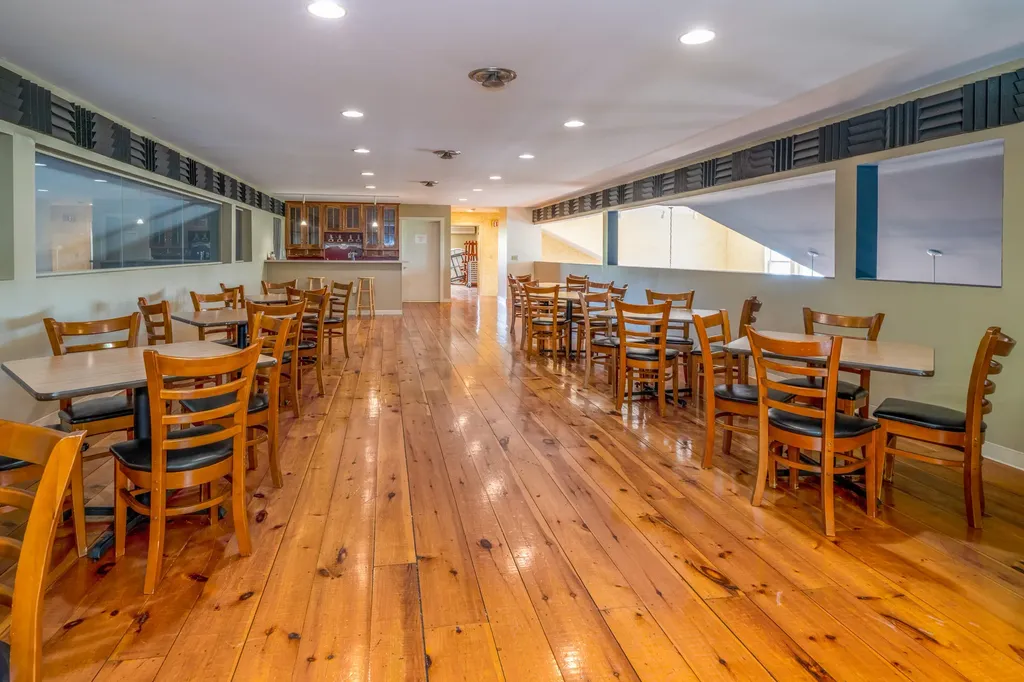 279 S Main Street Winterport ME 04496