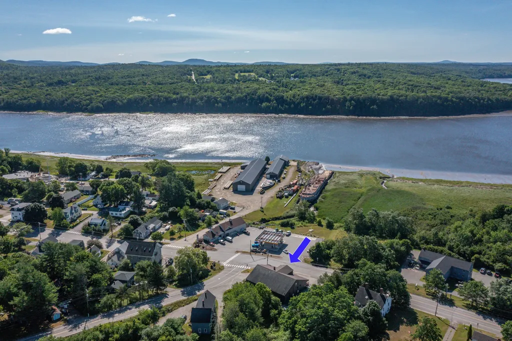279 S Main Street Winterport ME 04496