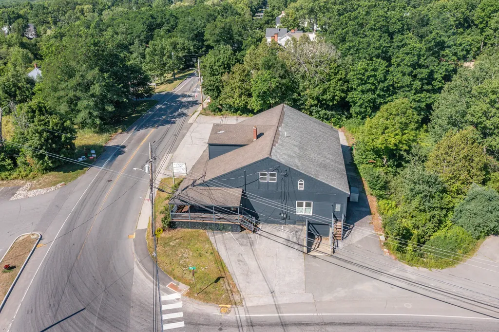 279 S Main Street Winterport ME 04496