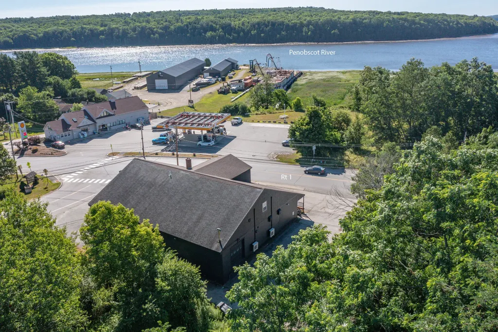 279 S Main Street Winterport ME 04496