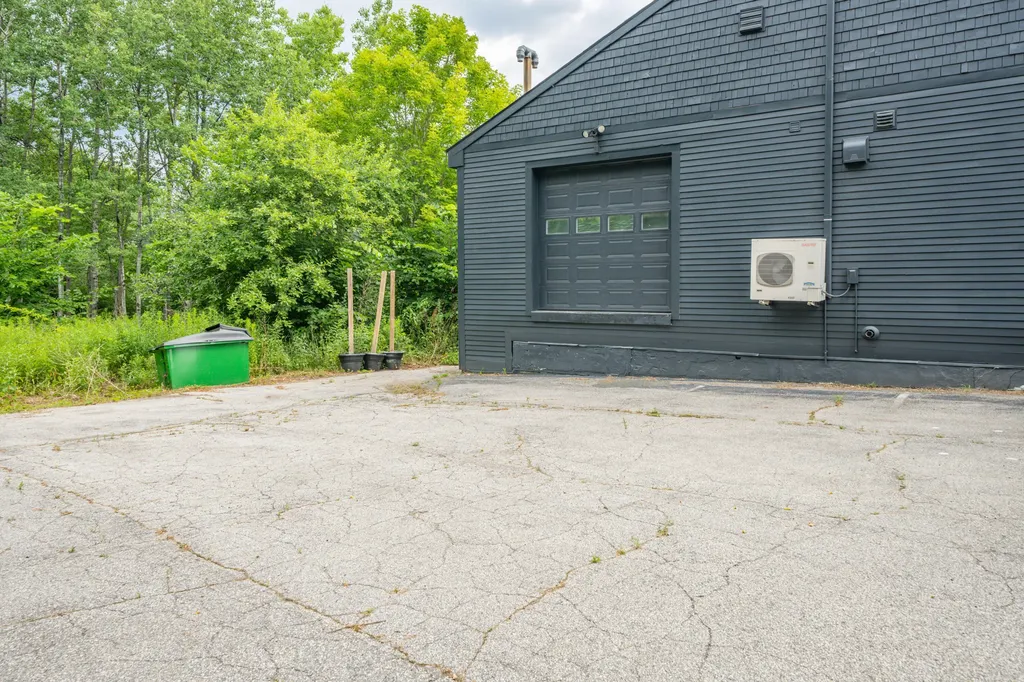 279 S Main Street Winterport ME 04496