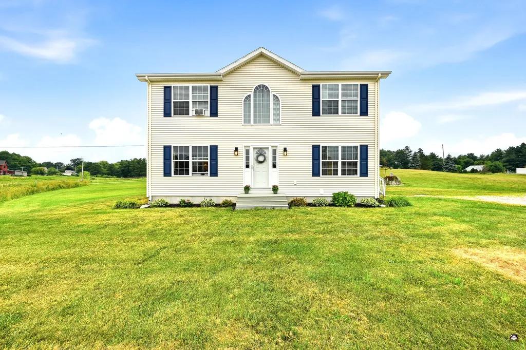 6 Old Meadow Road Lisbon ME 04250