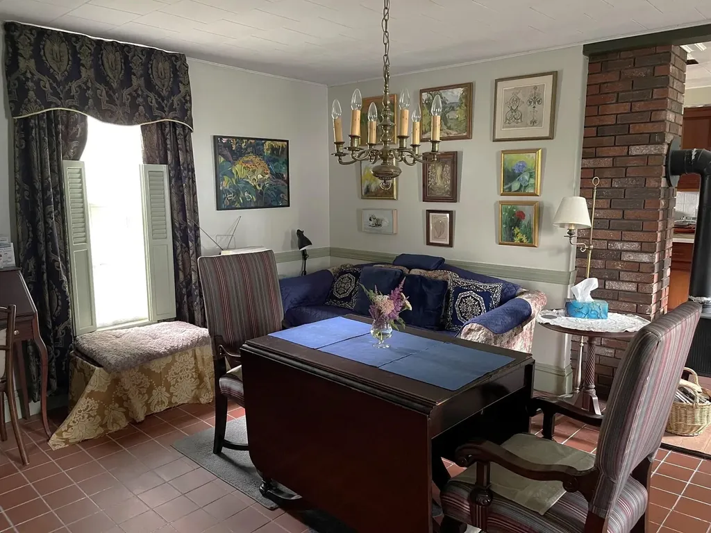 17 James Street Bangor ME 04401