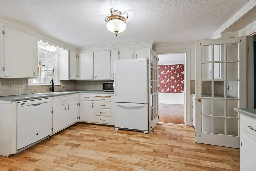 136 Silver Street Waterville ME 04901