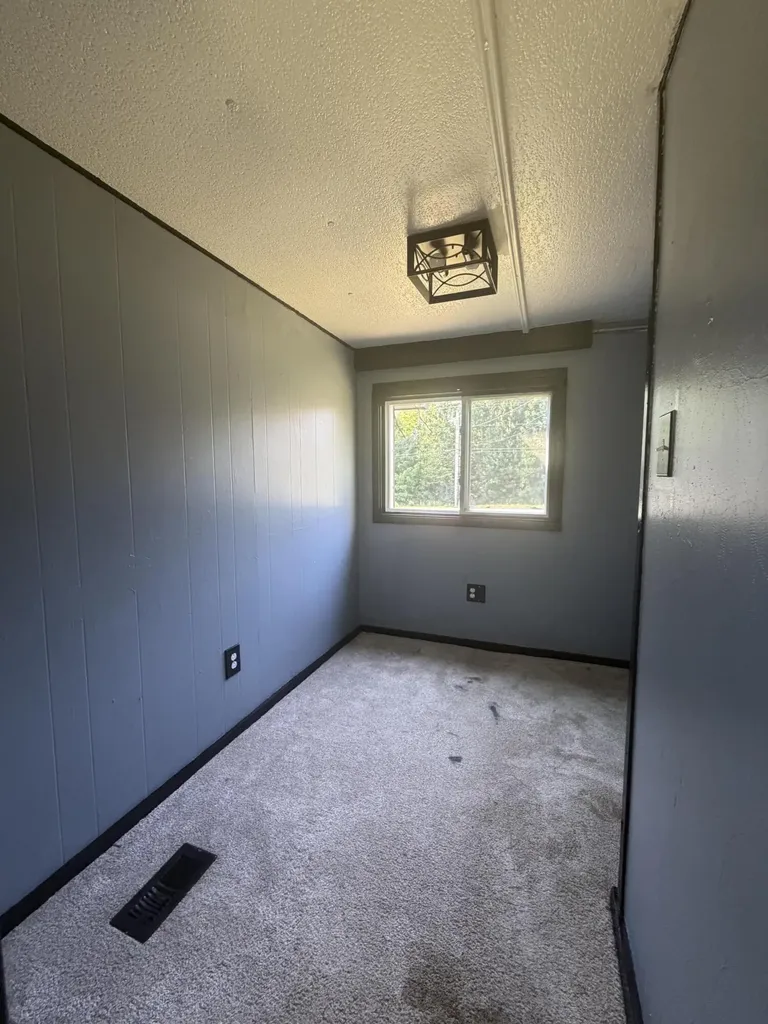 312 Water Street Guilford ME 04443