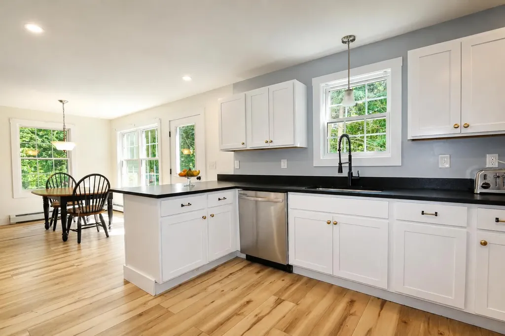 7 Hall Road Windham ME 04062