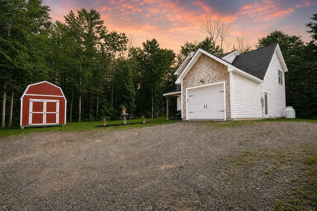 7 Hall Road Windham ME 04062