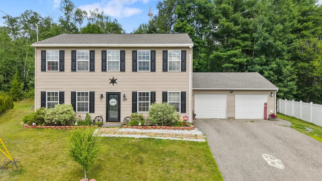 118 Briarwood Drive Extension Bangor ME 04401
