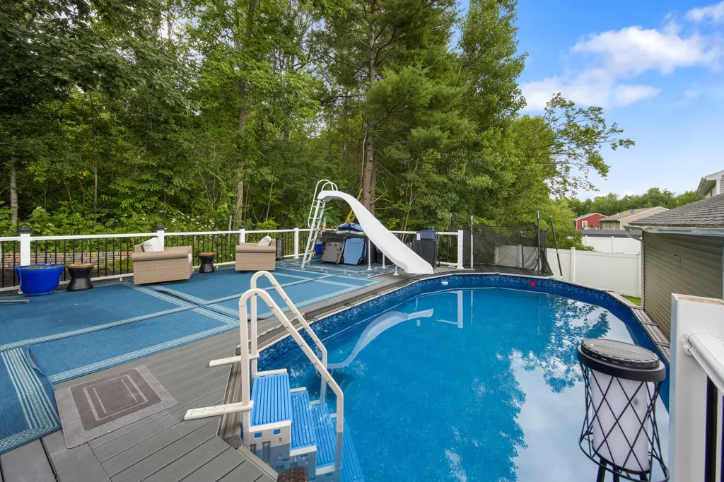 118 Briarwood Drive Extension Bangor ME 04401