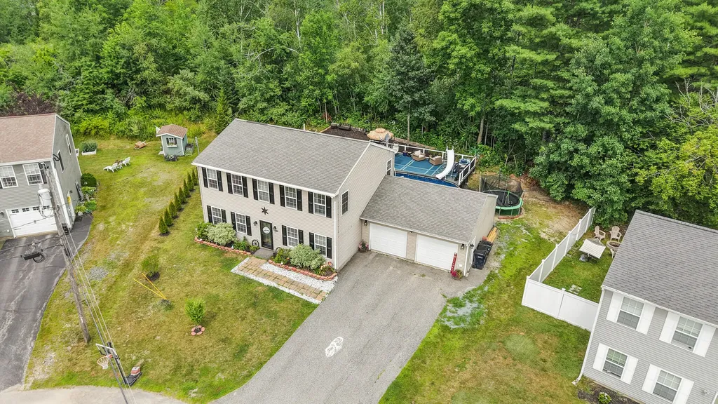 118 Briarwood Drive Extension Bangor ME 04401
