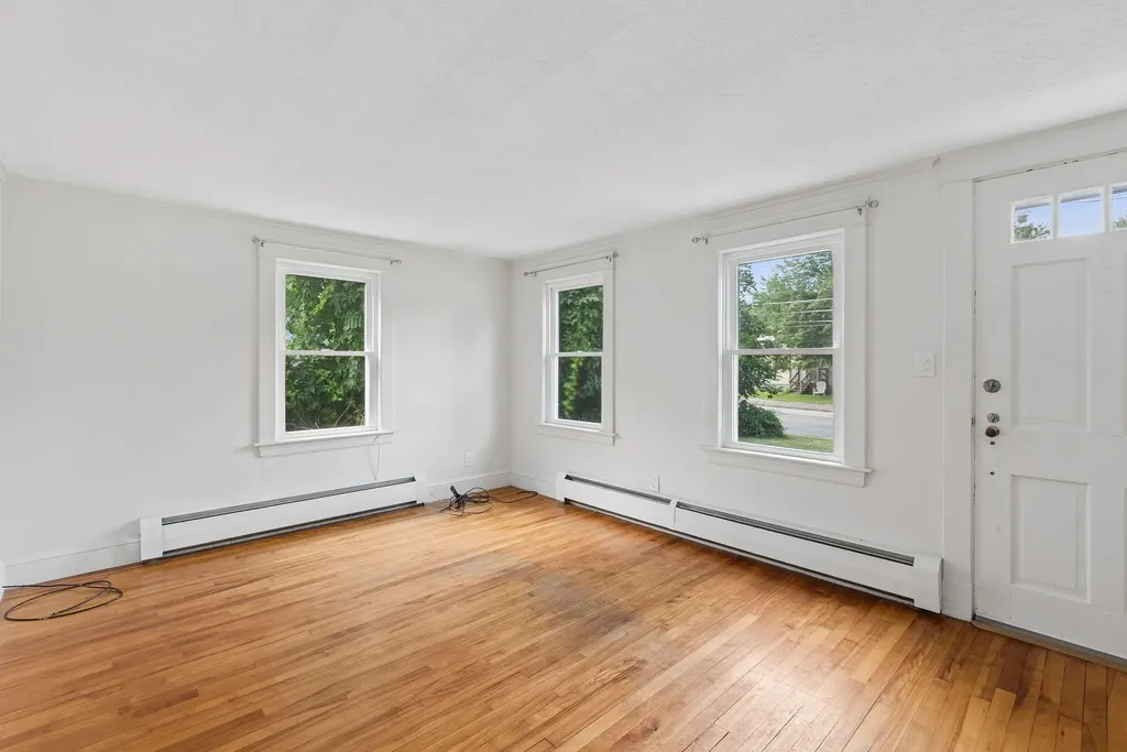 83 North Street Waterville ME 04901