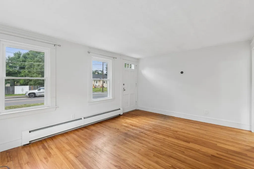 83 North Street Waterville ME 04901