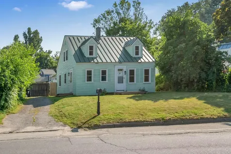 83 North Street Waterville ME 04901