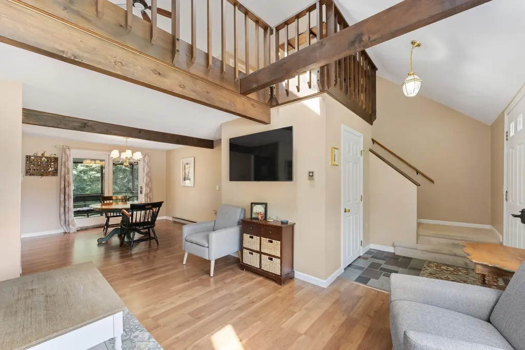 2 Cortland Circle Bangor ME 04401