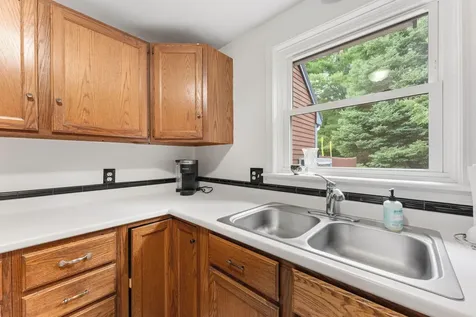 2 Cortland Circle Bangor ME 04401