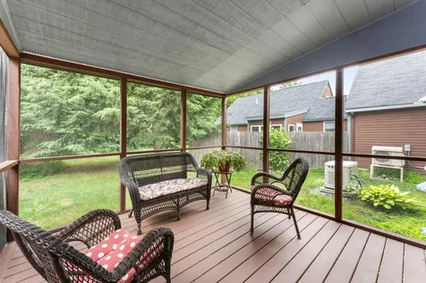 2 Cortland Circle Bangor ME 04401