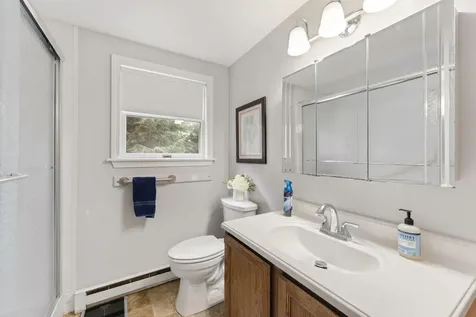 2 Cortland Circle Bangor ME 04401