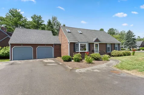2 Cortland Circle Bangor ME 04401