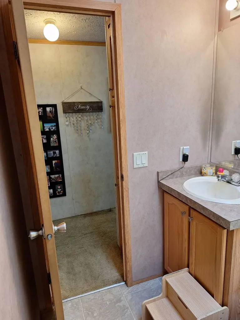 245 China Road Winslow ME 04901
