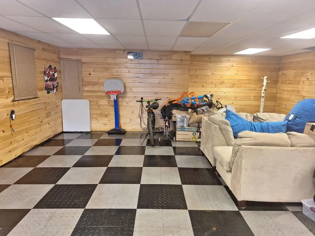 245 China Road Winslow ME 04901