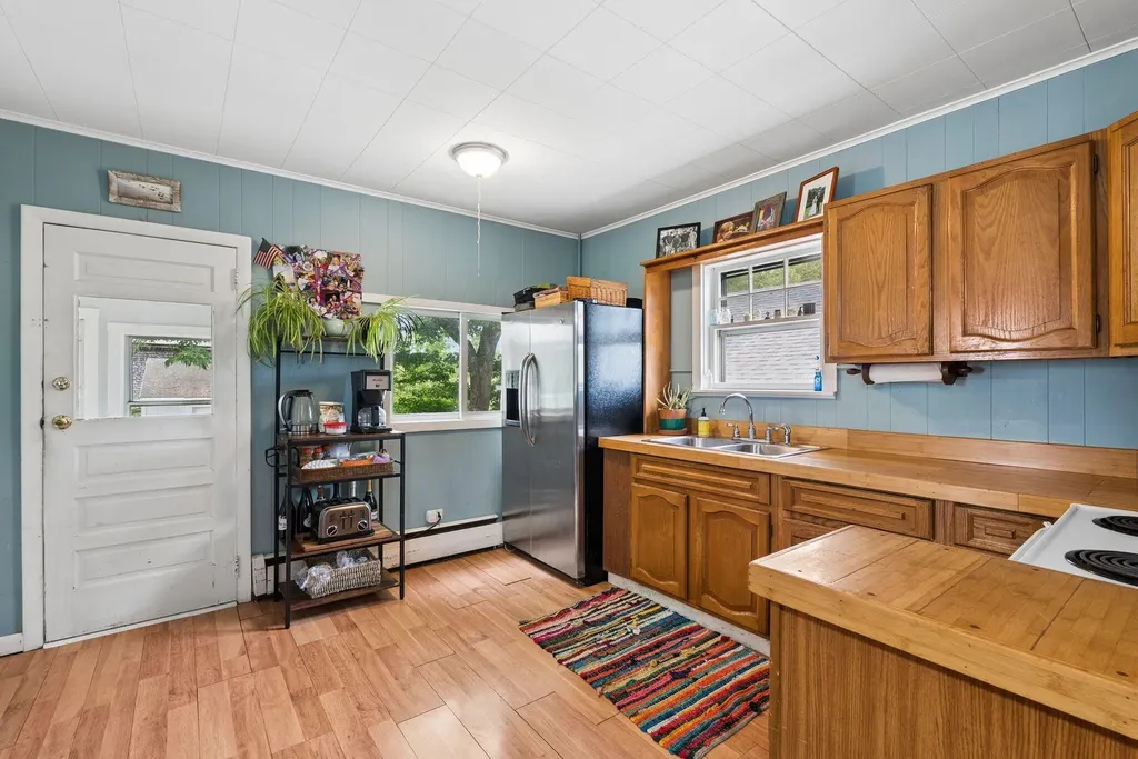 29 State Road West Bath ME 04530