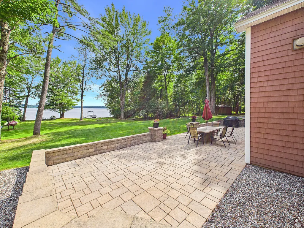 25 Danforth Drive Monmouth ME 04259