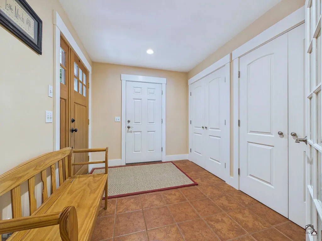 25 Danforth Drive Monmouth ME 04259