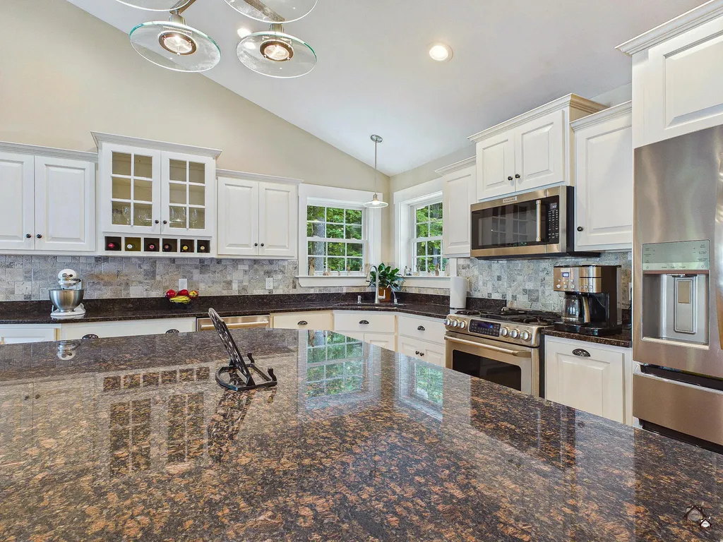 25 Danforth Drive Monmouth ME 04259