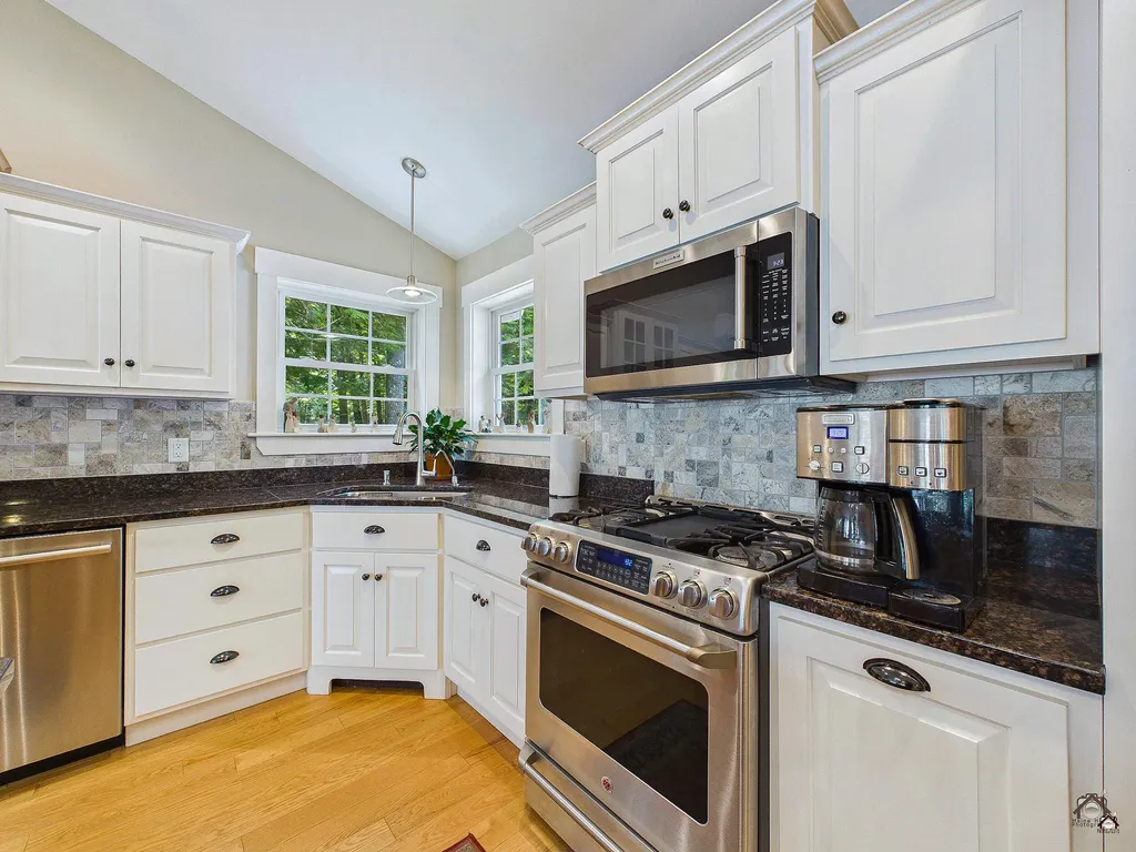 25 Danforth Drive Monmouth ME 04259