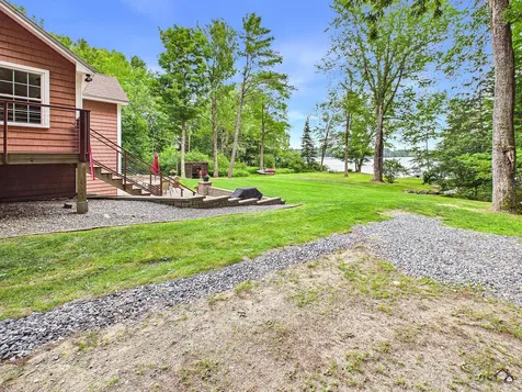 25 Danforth Drive Monmouth ME 04259