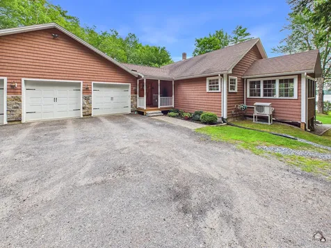 25 Danforth Drive Monmouth ME 04259