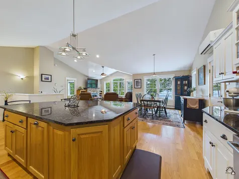 25 Danforth Drive Monmouth ME 04259