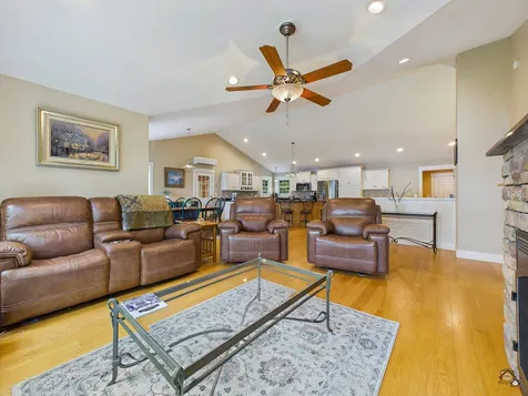 25 Danforth Drive Monmouth ME 04259