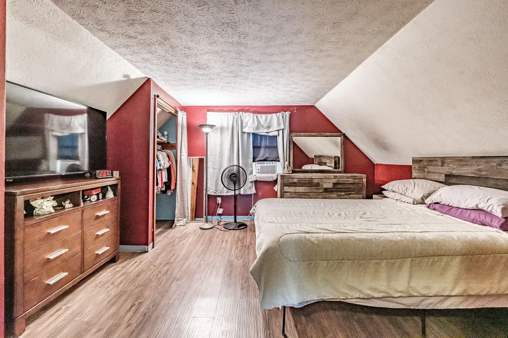 21 Ledgewood Lane Lyman ME 04002