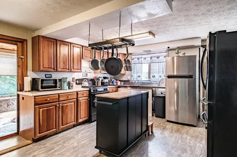 21 Ledgewood Lane Lyman ME 04002