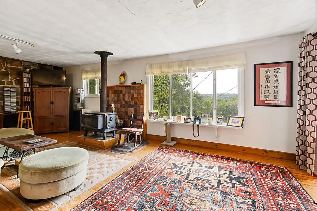 139 Riverside Road Gardiner ME 04345