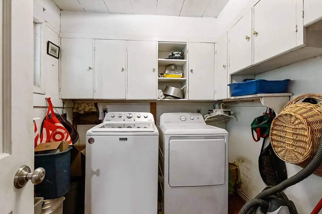 139 Riverside Road Gardiner ME 04345