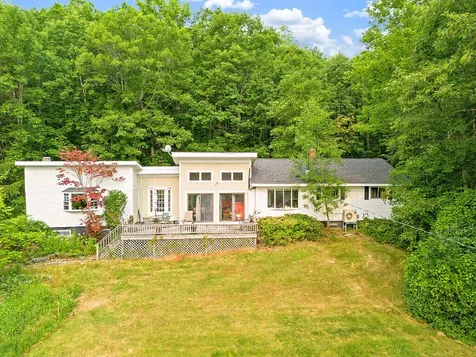 139 Riverside Road Gardiner ME 04345